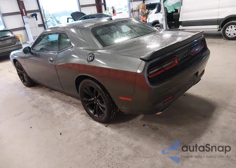 2016 Dodge Challenger R/T Plus z USA, uszkodzony, nr VIN 2C3CDZBT5GH220824